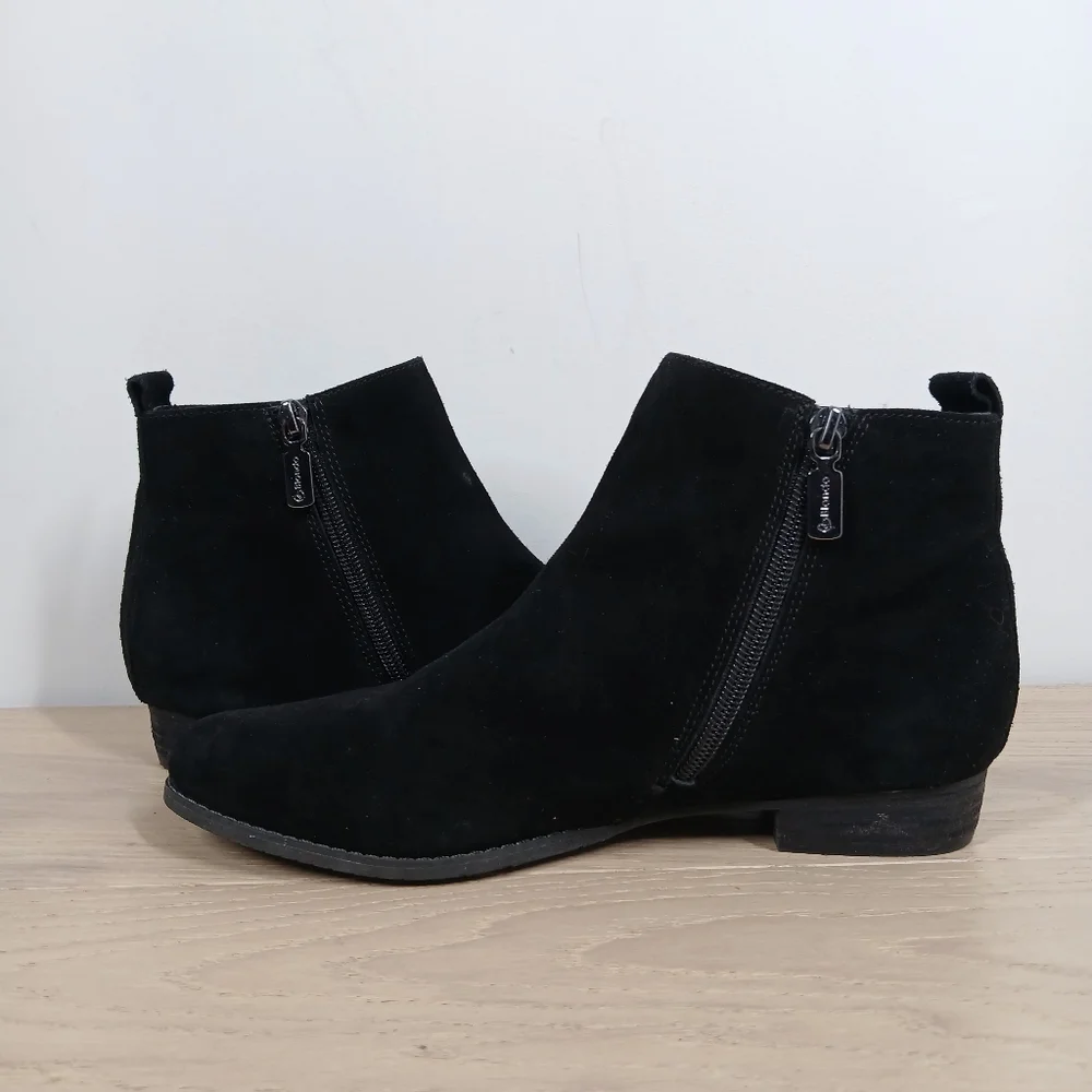 Blondo Black Leather Waterproof Chelsea Ankle Boots 654